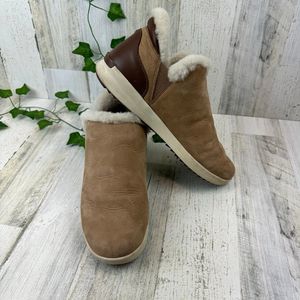 OluKai Shearling-Lined Tan and Brown Booties